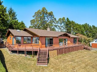 1981 Saint Maru Ln, McKinleyville, CA 95519
