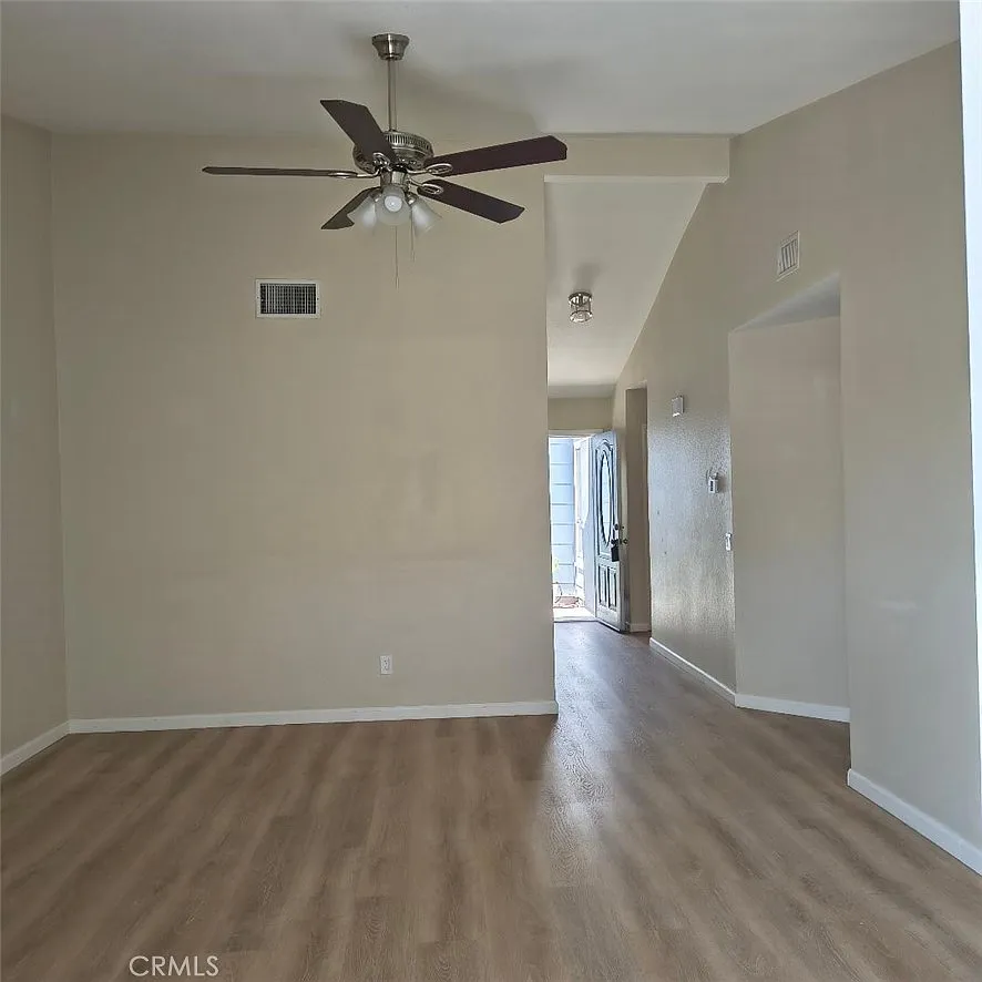 2 bed, 933 sqft, $2,295 — Photo 3