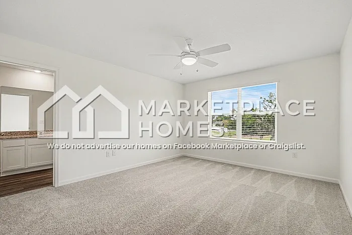 11898 Sylvia St — Photo 15