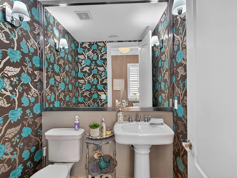 4332 Seagrape Dr #4 — Photo 10