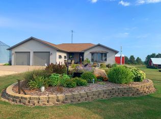 17301 170th St, Bristow, IA 50611