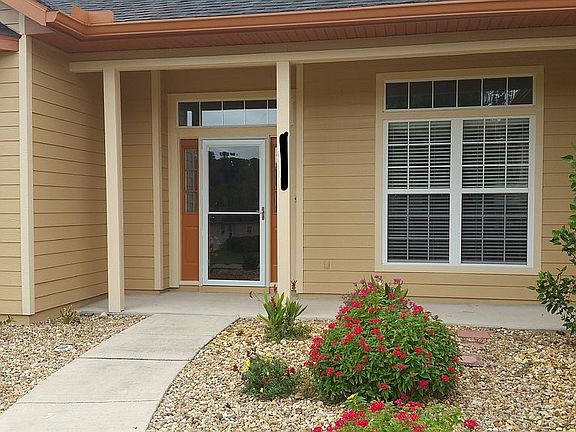 2nd image of 6922 NW 107th Ln