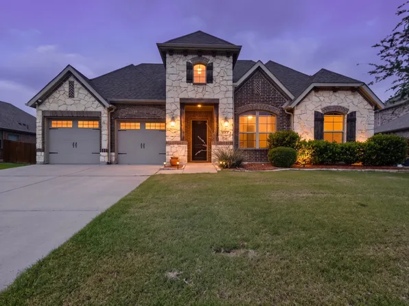 1567 Harrison Cir, Waxahachie, TX 75165