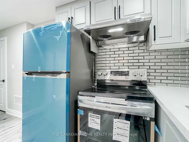 36 Enford Cres #BSMNT — Photo 11