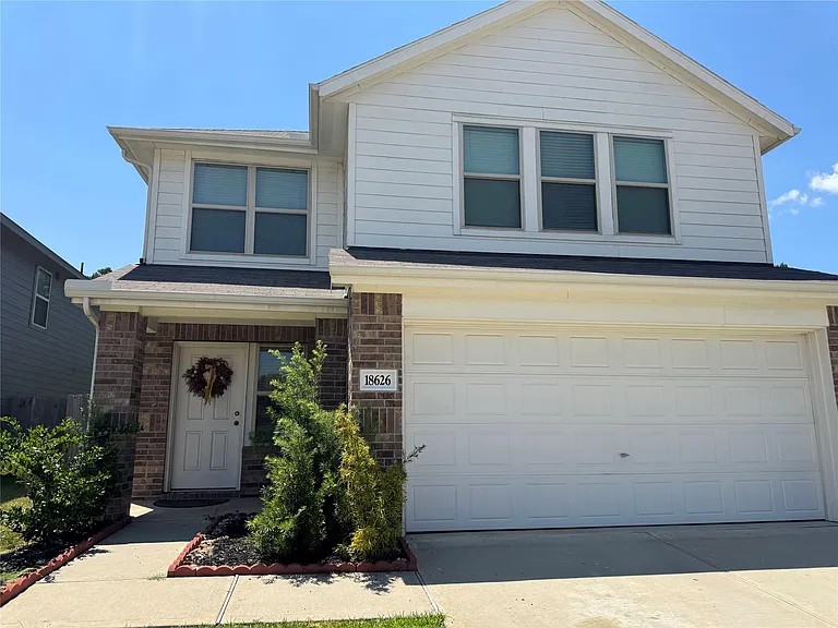 18626 Rosehill Prairie Dr — Photo 2