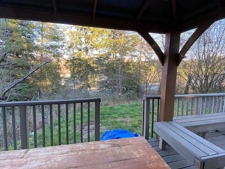 3027 Bridgeport Way W #A — Photo 31