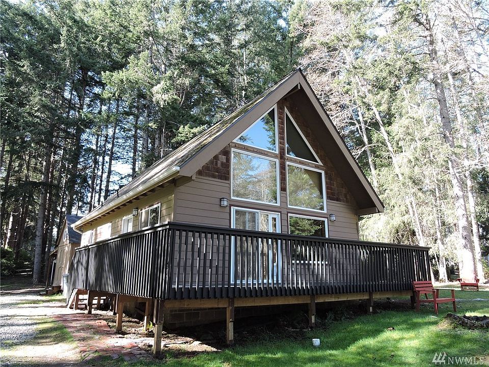 1st image of 214 E Madrona Blvd NW