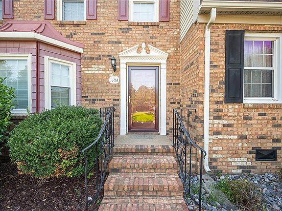 3rd image of 1404 River Birch Run S
