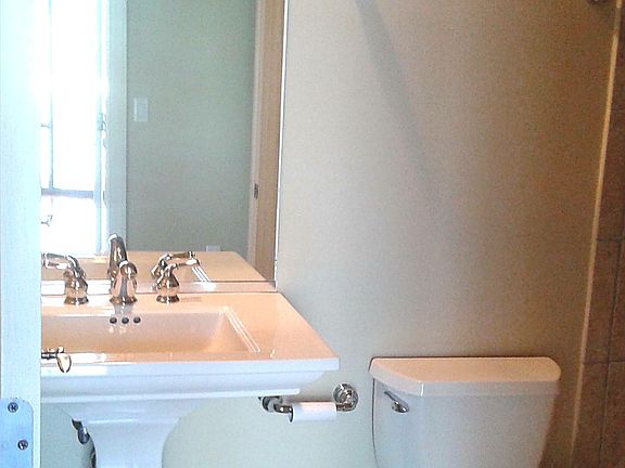 3rd image of 275 Bayshore Blvd Unit 904
