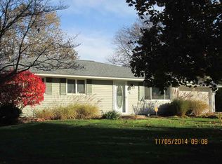 17571 Parker Dr, South Bend, IN