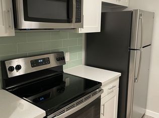5941 California Ave SW APT 104, Seattle, WA 98136