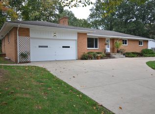 3227 Stanley Rd, Akron, OH 44333