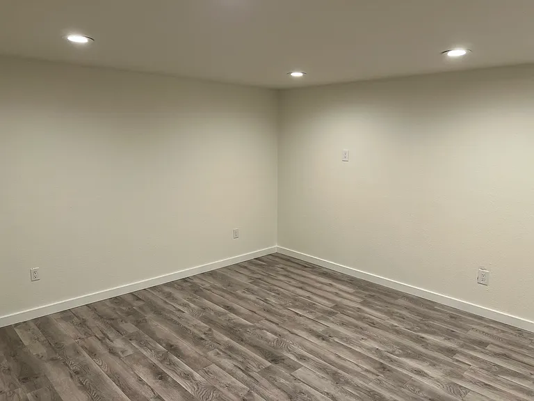 2343 Kermesite Ct #B — Photo 11