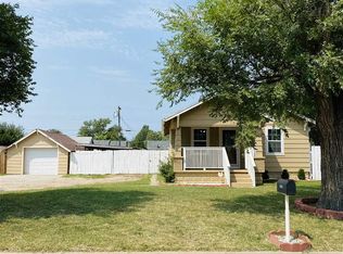 605 Minneola Rd, Dodge City, KS 67801