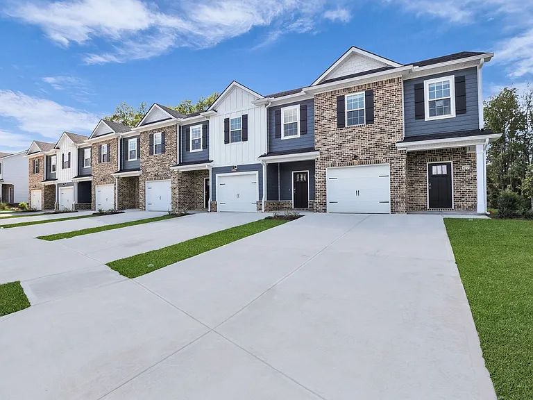 474 Sandbar Ln — Photo 2