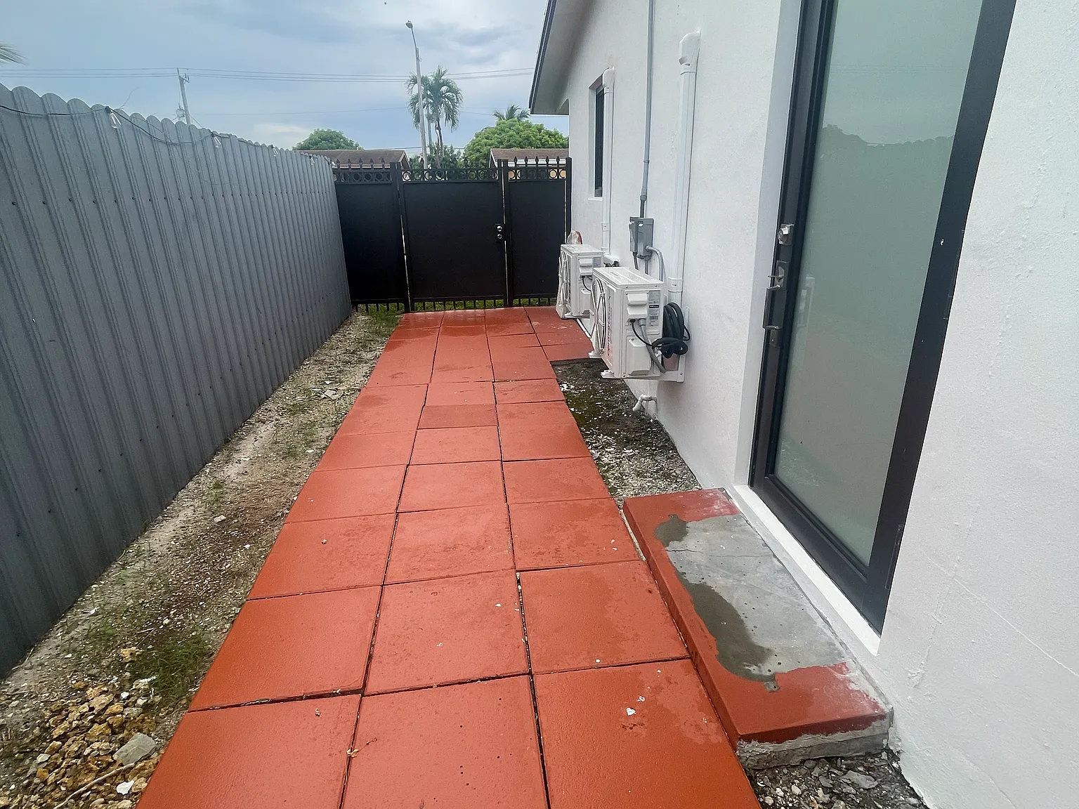 1 bed, 800 sqft, $2,100 — Photo 1