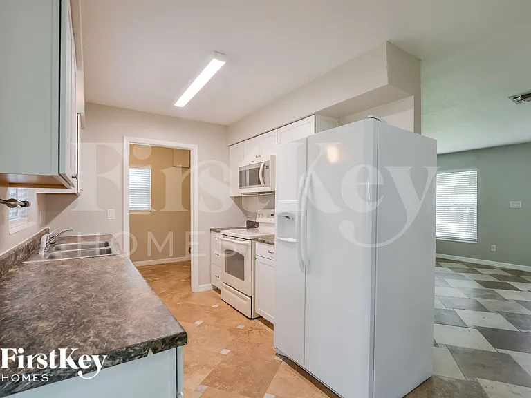 497 Wurst Rd — Photo 5