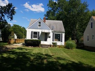 7659 Mapleway Dr, Olmsted Falls, OH 44138