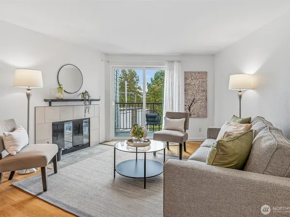 3045 20th Avenue W #409, Seattle, WA 98199