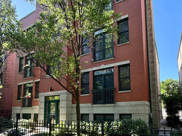 917 W Lakeside Ave #2E, Chicago, IL 60640