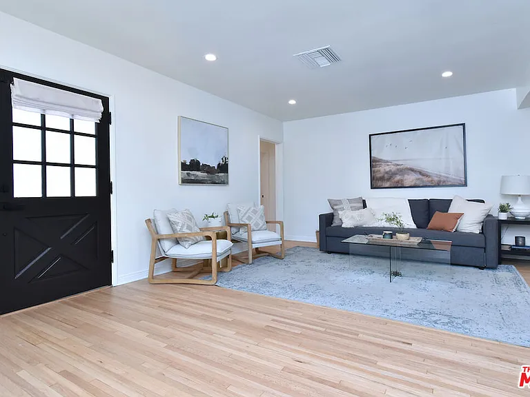 6167 Costello Ave — Photo 10