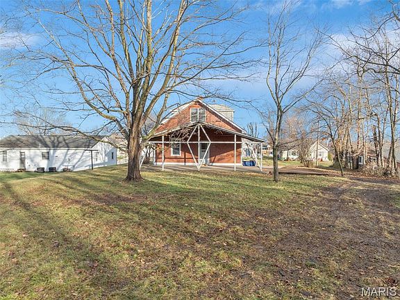 4th image of this home