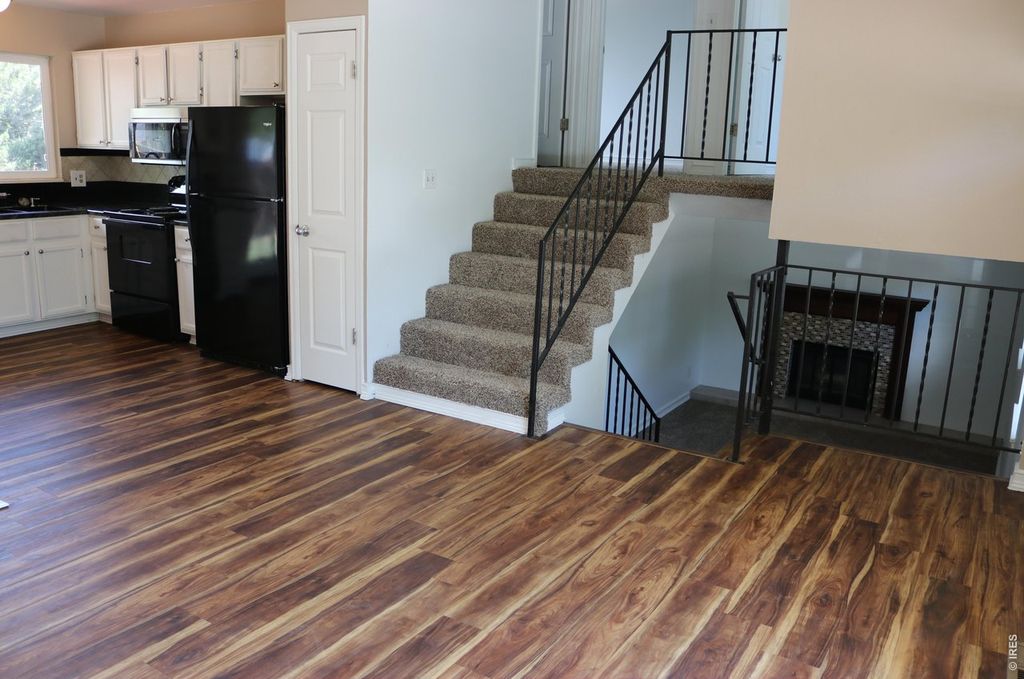 400 Goldeneye Dr