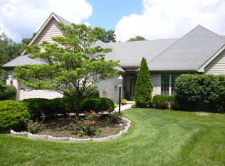 8432 Augusta Ln, Holland, OH 43528