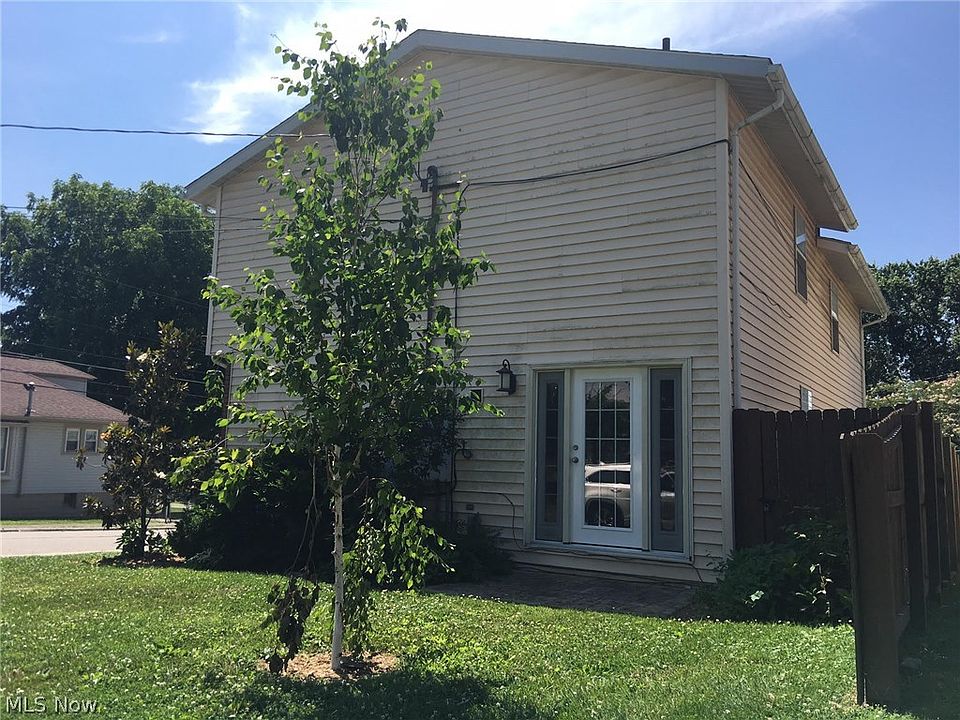 2nd image of 2032-1 & 2 17th St