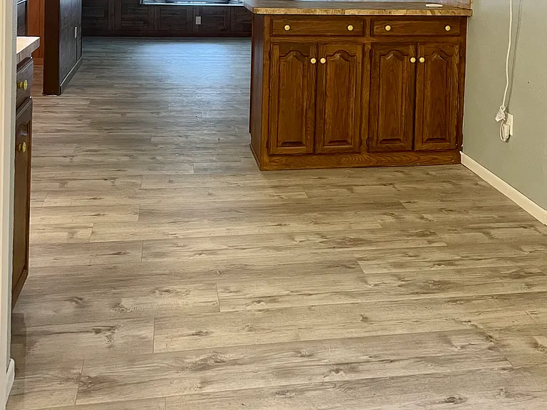 Looking back towards Sheridan in the 3rd living area. The wall AC is now visible.