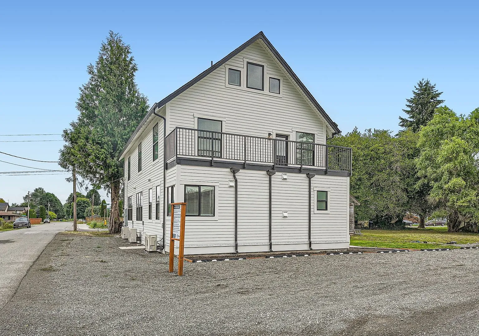 31628 W Commercial Street — Photo 3