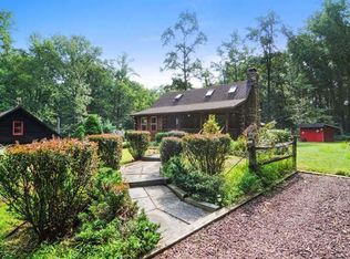 459 Charlestown Rd, Hampton, NJ 08827