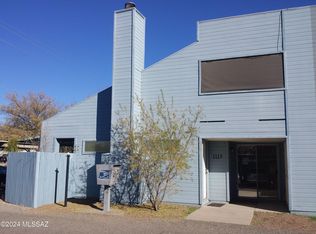 1115 W Roger Rd, Tucson, AZ 85705