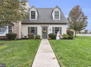 300 Melbourne Ln, Mechanicsburg, PA 17055