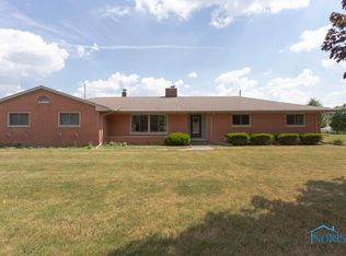 5805 Neill Ave, Walbridge, OH 43465