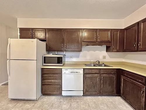 6455 Yvonne Way #3 Photo 1