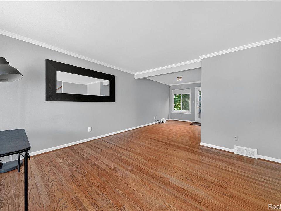 1035 N Old Woodward Ave Unit 1, photo 6
