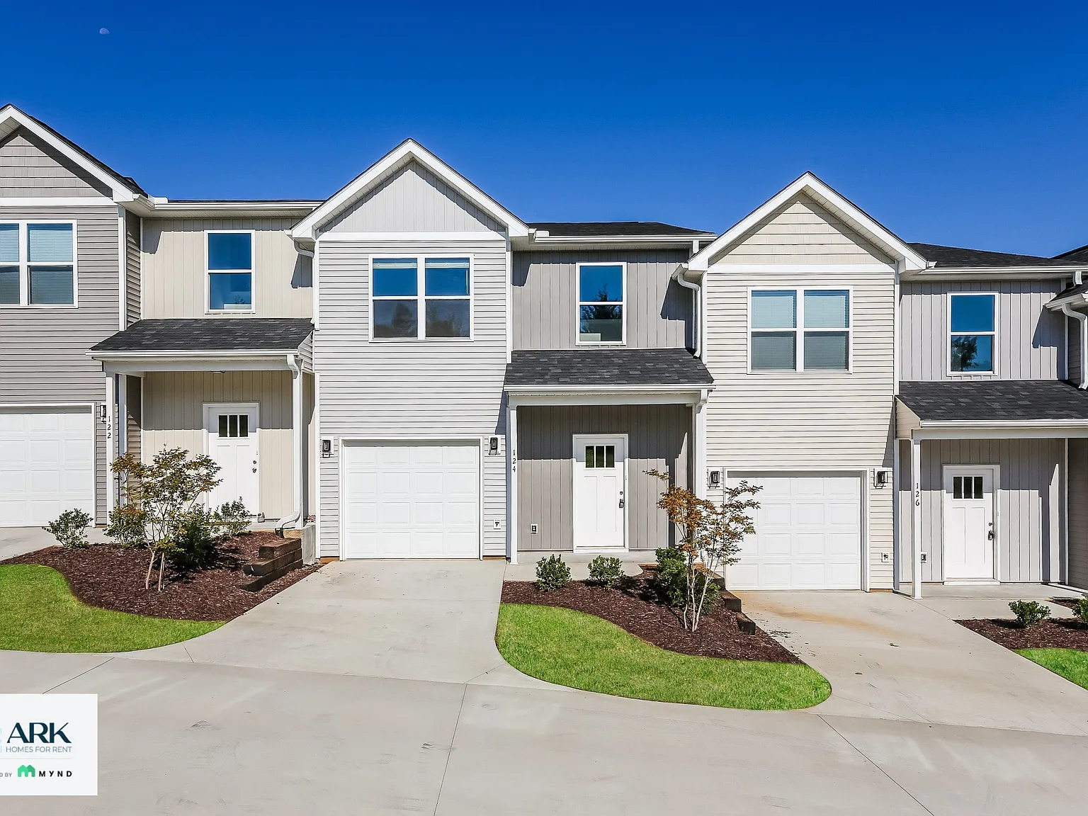 3 bed, 2.0 bath, 1410 sqft, $1,490 — Photo 4