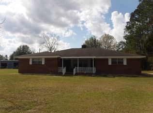 5827 Chaney Rd, Blackshear, GA 31516