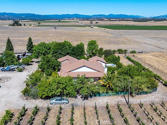 5th image of 65380 San Lucas Rd