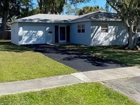 (undisclosed Address), Naples, FL 34105