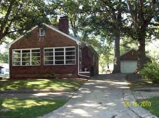 2110 E Moore St, Decatur, IL 62521