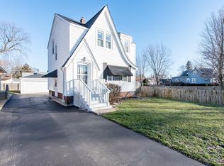 417 S Elmwood Ave, Waukegan, IL 60085