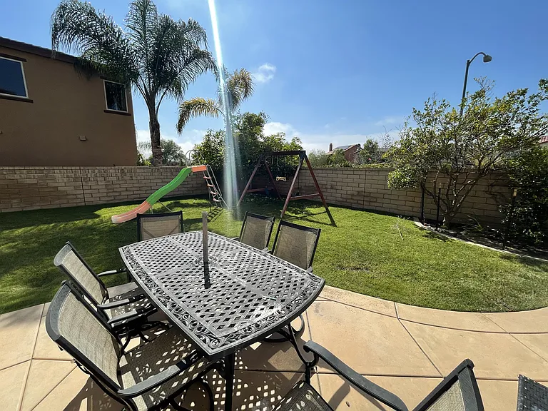 11320 Laurelcrest Dr — Photo 14