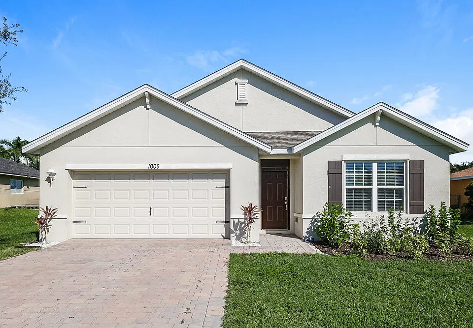 1005 SW 12th Ave