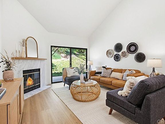 4th image of 3156 Vista Rica