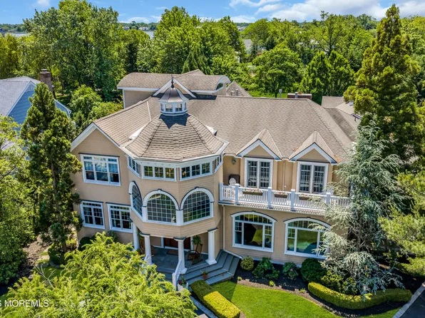 600 Little Silver Point Road, Little Silver, NJ 07739