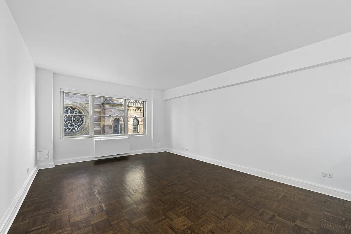 Building Photo - 136 E 55th St #5GH