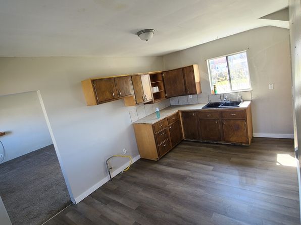 1105 1st Ave #3