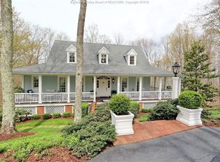 15 Moosemont Rd, Charleston, WV 25304